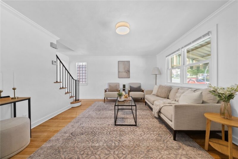 4357 Winterburn — photo 5