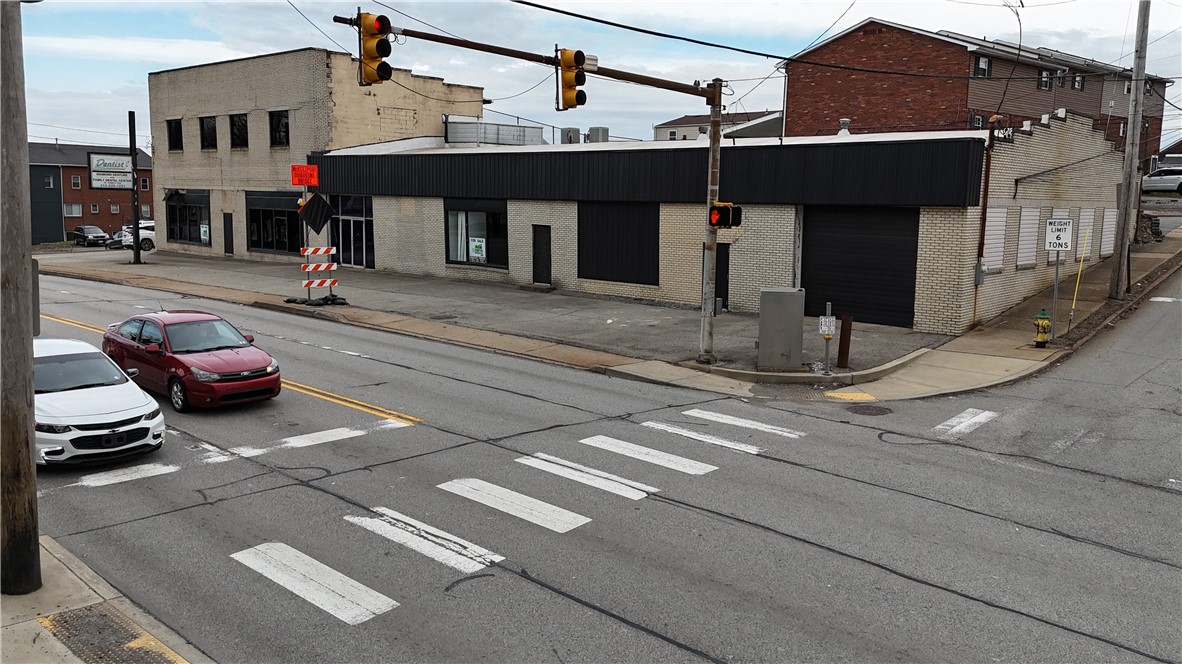 537 Lincoln Hwy — photo 1