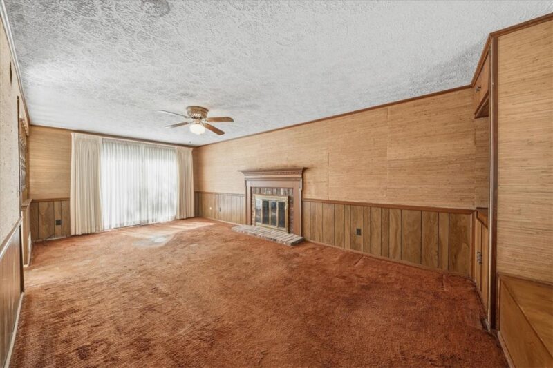 8458 Coventry Dr — photo 5