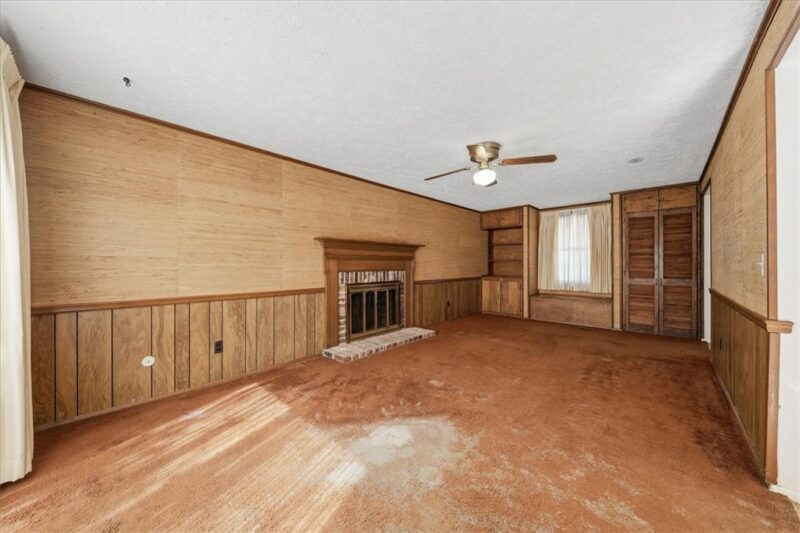8458 Coventry Dr — photo 6