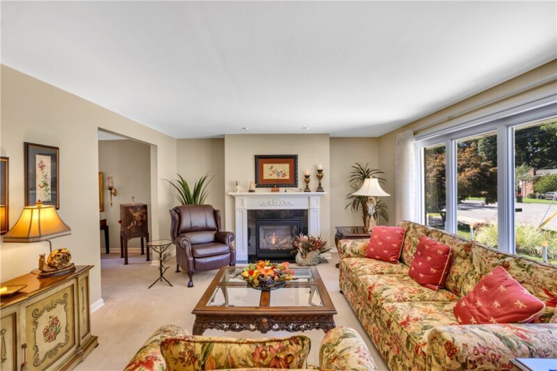 146 S Jamestown Rd — photo 8