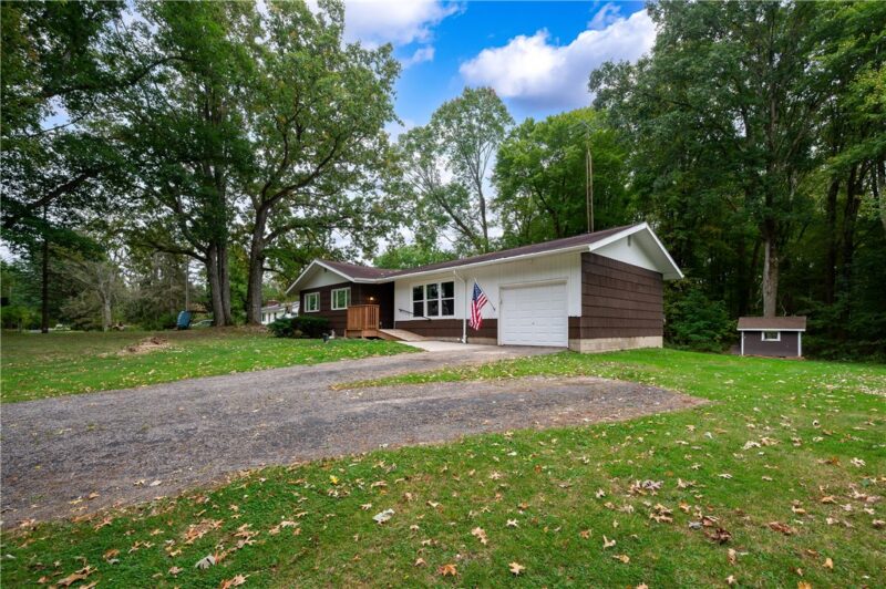 220 Forrester Rd. — photo 2