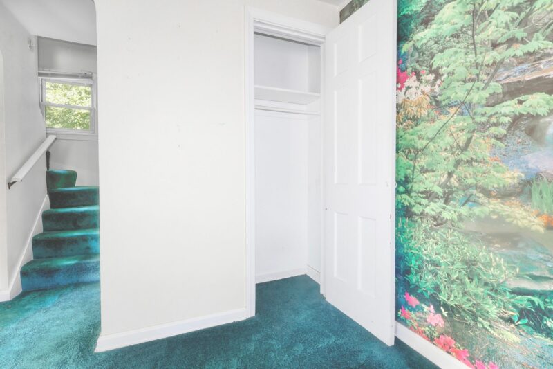 244 James Avenue — photo 3