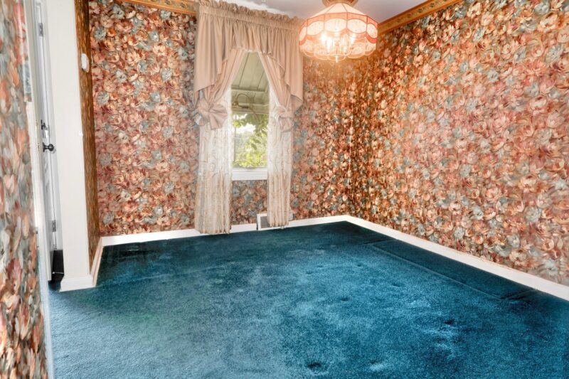 244 James Avenue — photo 4