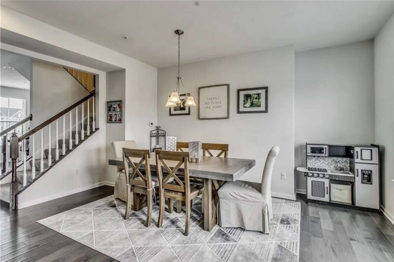 4052 Overview Dr — photo 3