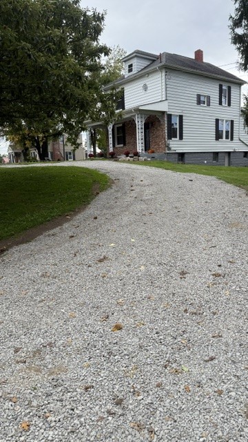 864 Clay Pike — photo 2