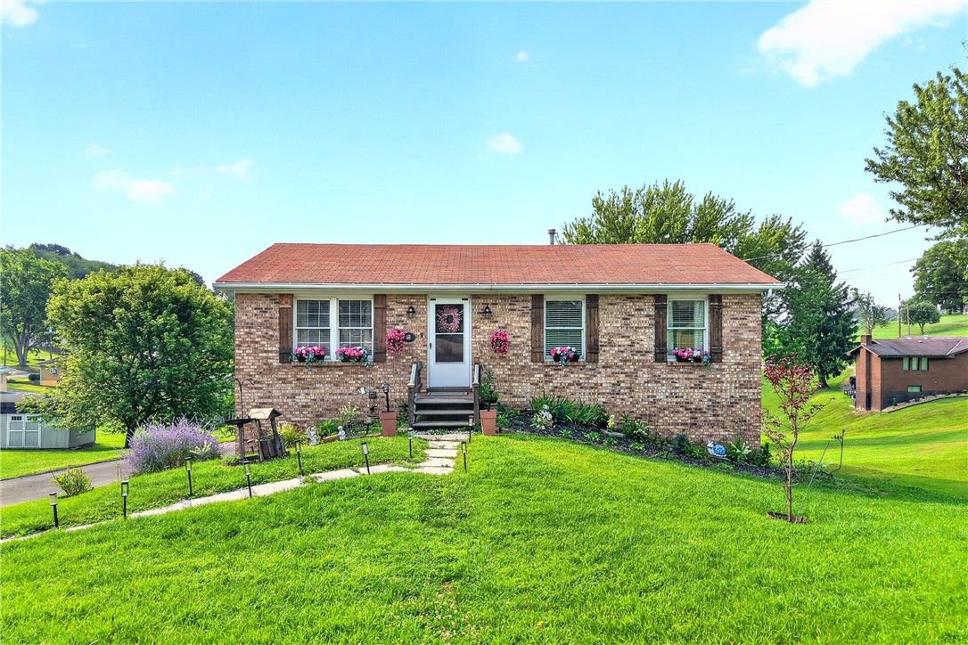 20 Irwin Drive — photo 1