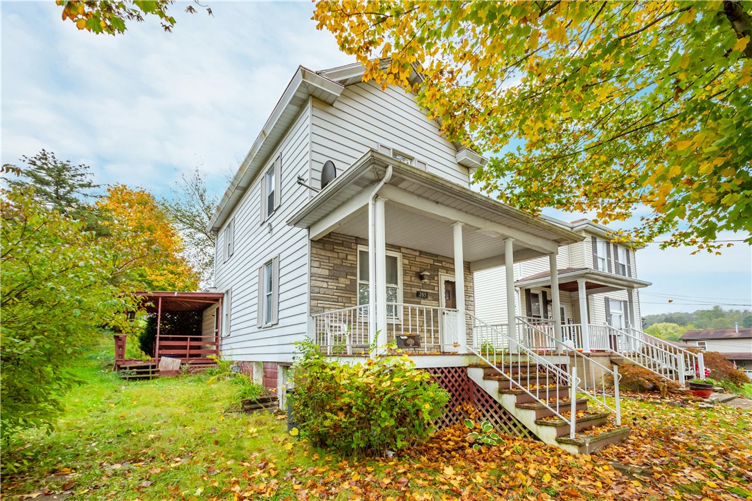 205 McCormick Ave — photo 1
