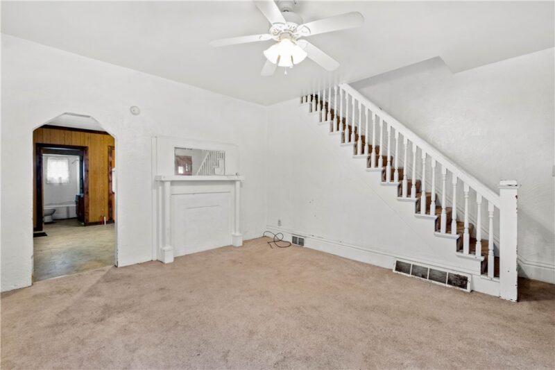 205 McCormick Ave — photo 8