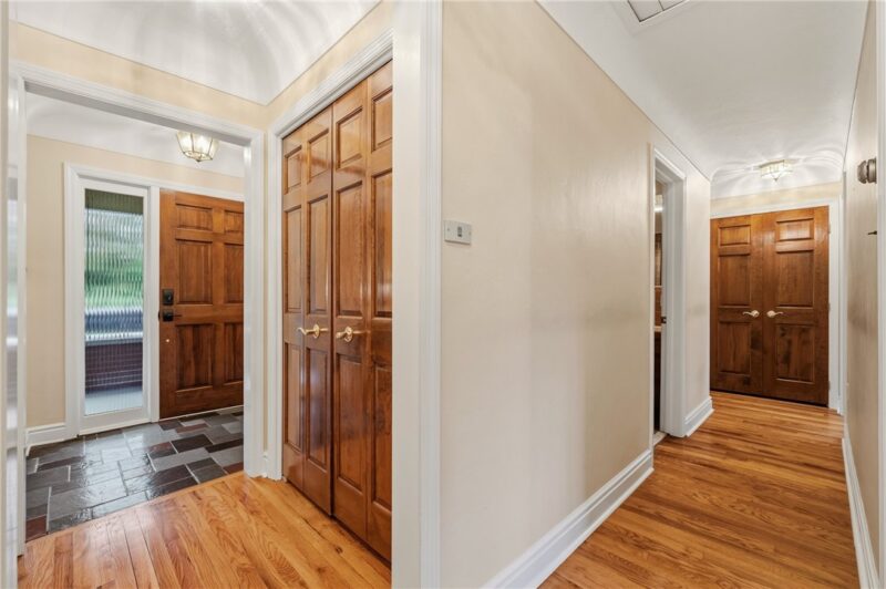 231 McKinney Rd — photo 7
