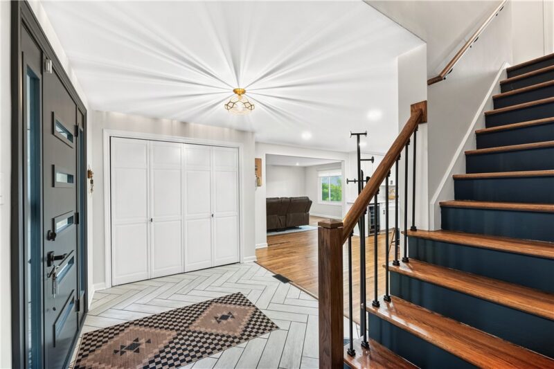 736 Pinetree Rd — photo 5