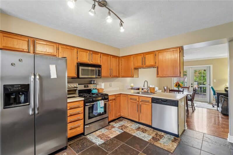 556 Ten Point Ln — photo 7