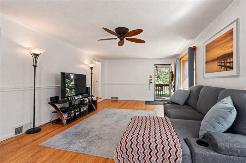322 E Bruceton Rd — photo 4