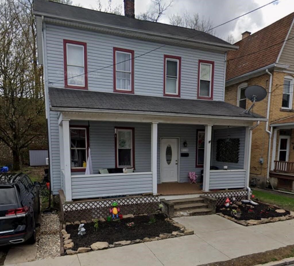 197 Barron Avenue — photo 1