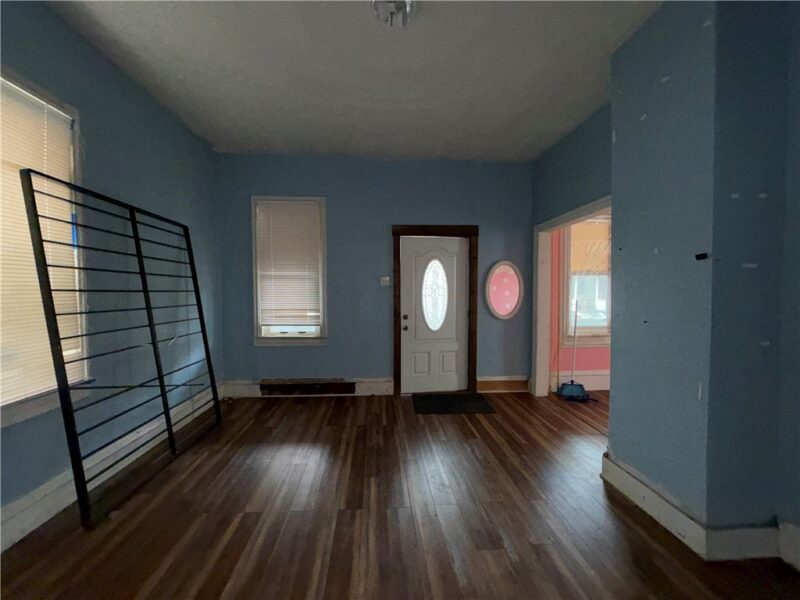197 Barron Avenue — photo 8