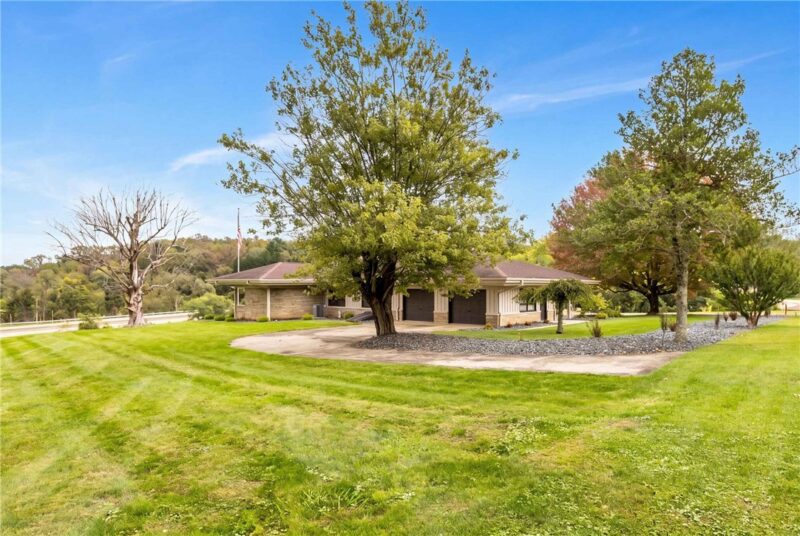 102 Peasant Village Ln — photo 3
