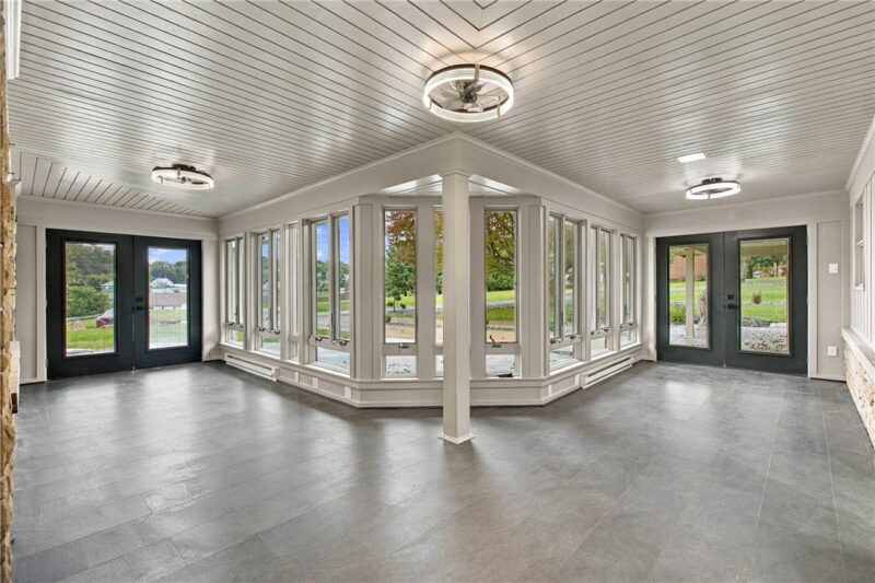 102 Peasant Village Ln — photo 8
