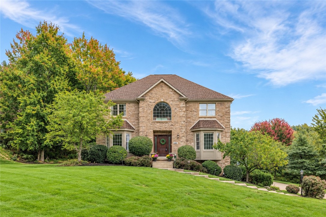 402 Honey Locust Dr — photo 1