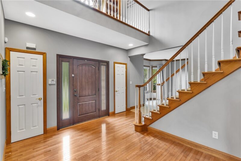 402 Honey Locust Dr — photo 5