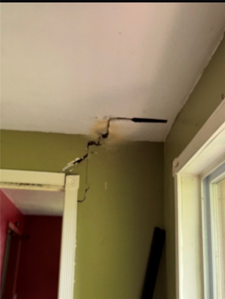 613 Stanton Ave — photo 4