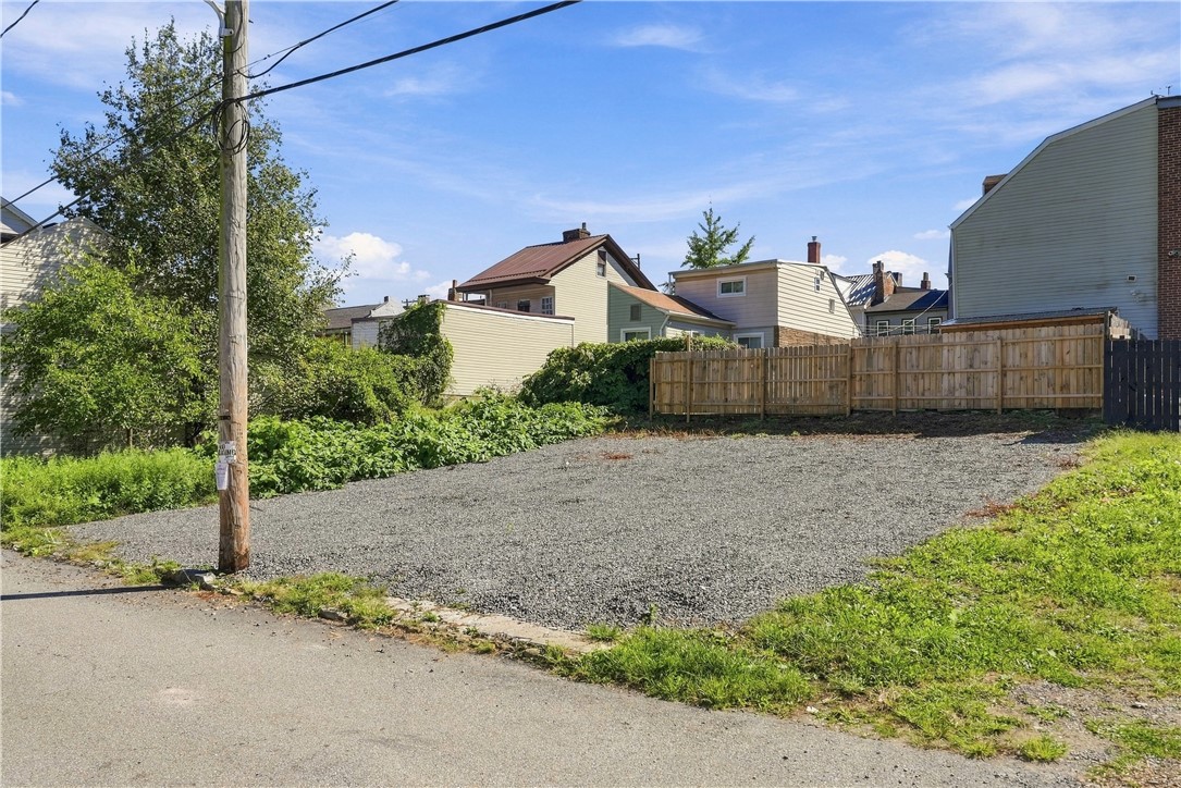 847 Lovitt Way — photo 1