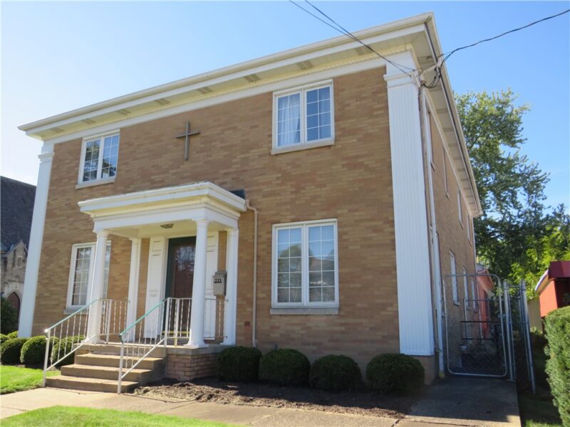 319 N Broad St — photo 2
