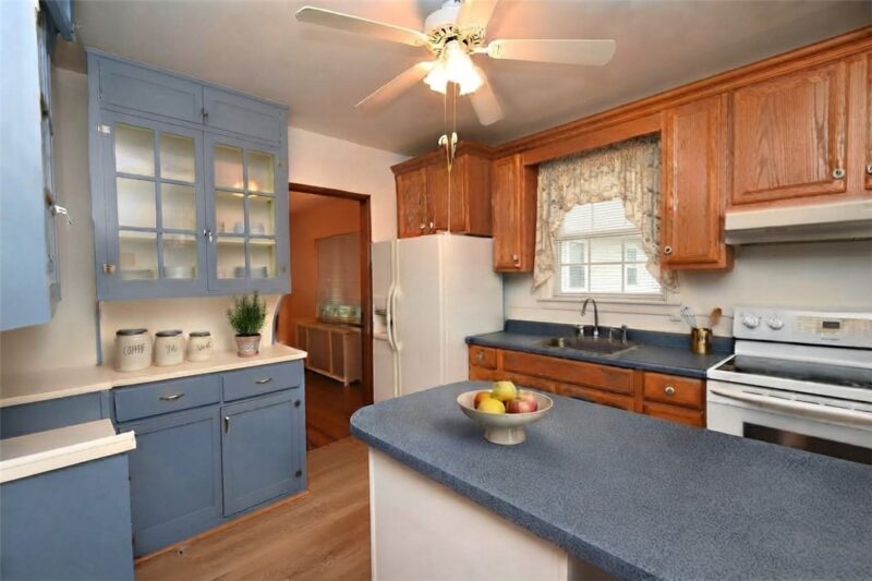 225 Woodside Road — photo 8