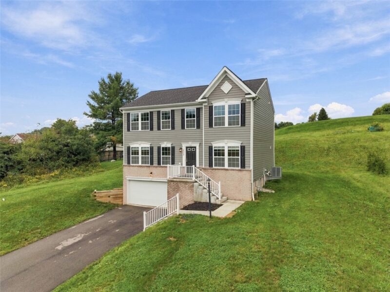 2570 Willowbrook Rd — photo 3