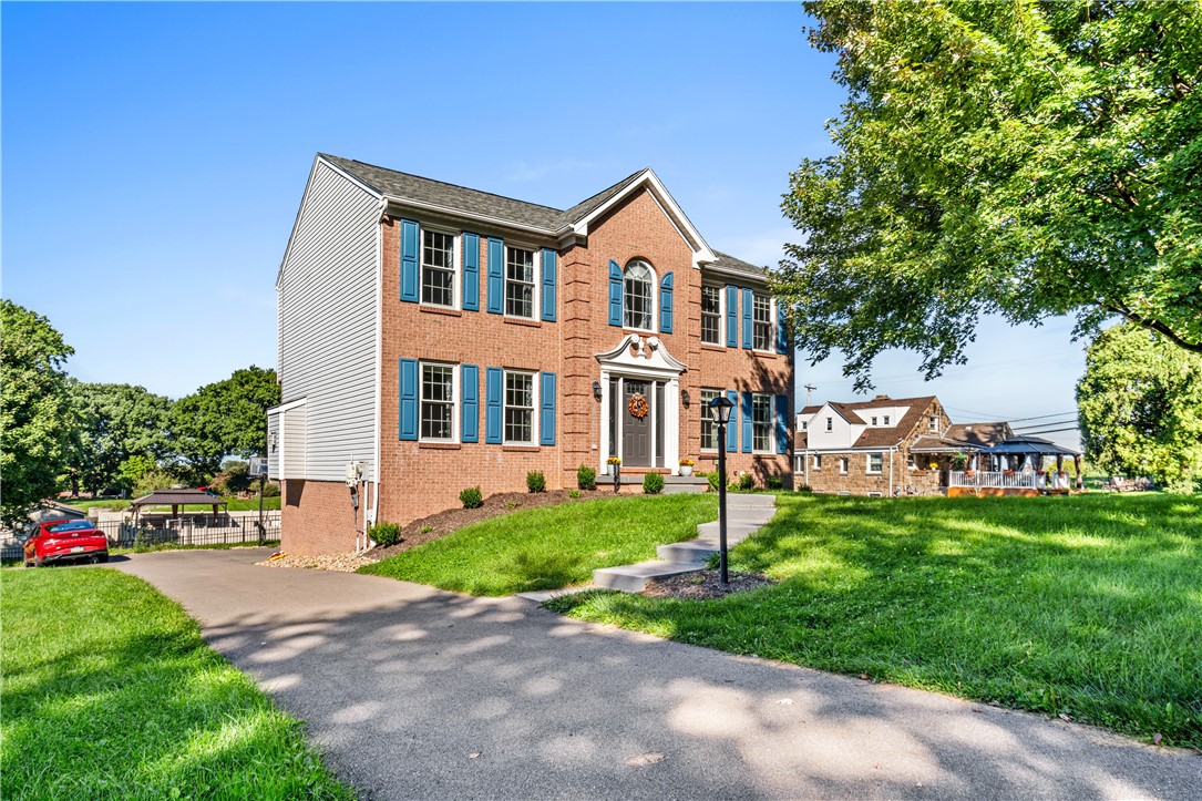502 Meade Dr — photo 1