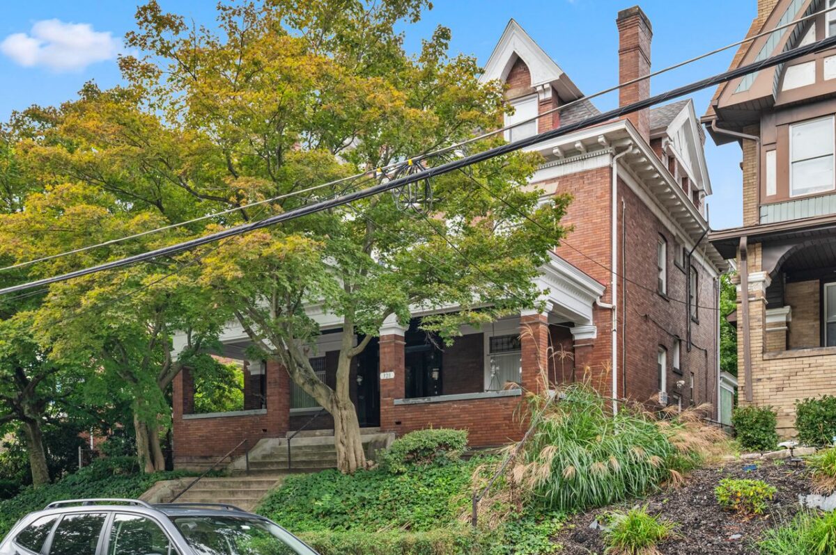 328 Roup AVENUE — photo 1