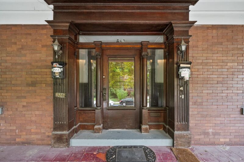 328 Roup AVENUE — photo 3