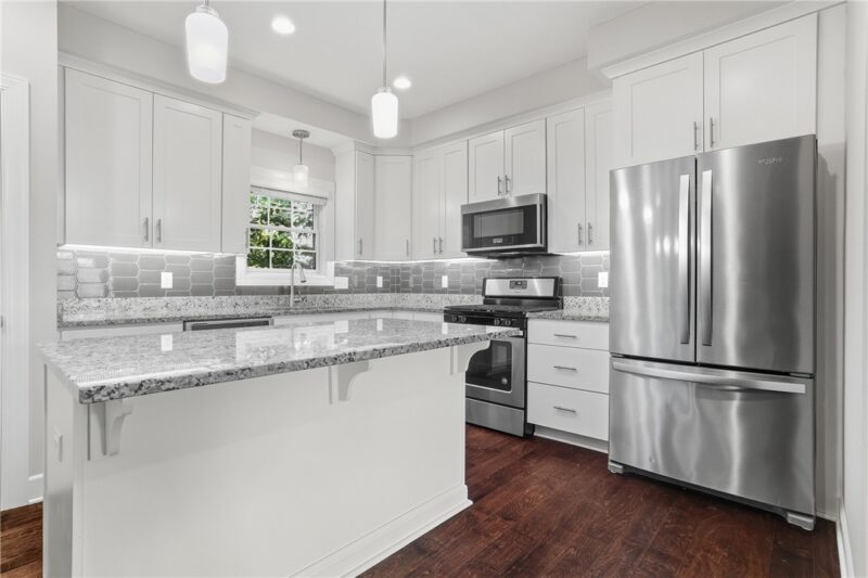 131 Lenox Dr — photo 5