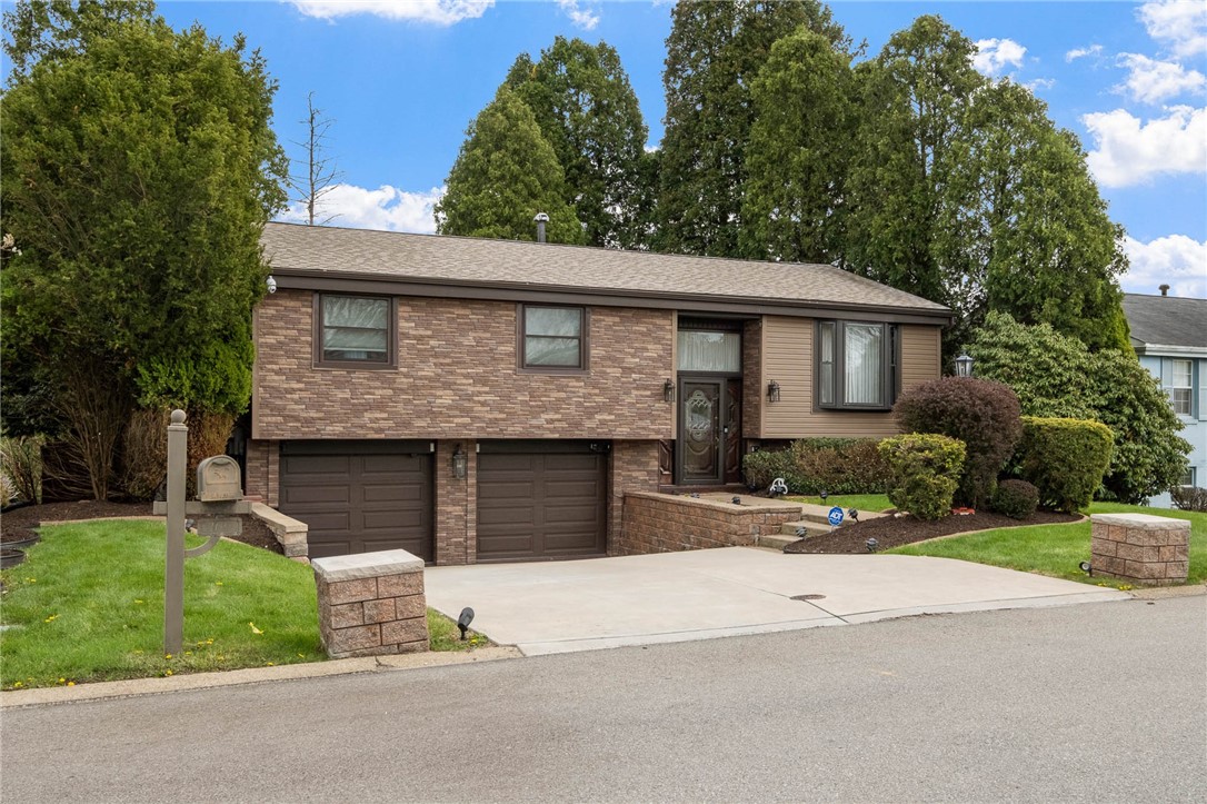 109 Brookmeade Dr — photo 1