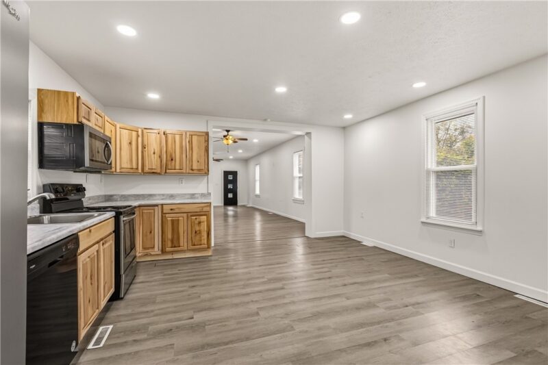 701 Washington Avenue — photo 8