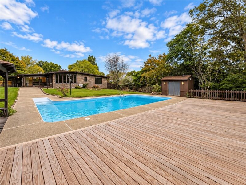 500 Herbst Manor Road — photo 2