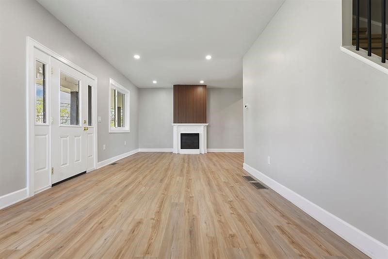 1076 Chapel Rd — photo 8