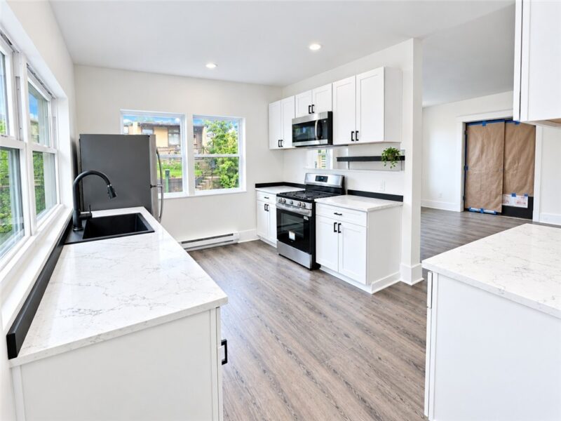 500 Marwood Ave — photo 6