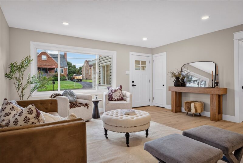 623 Hall Ave — photo 6