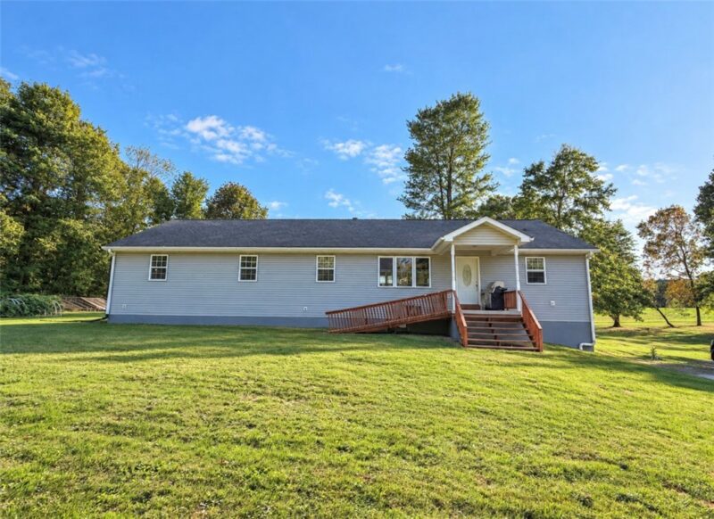 4153 State Route 18 — photo 2