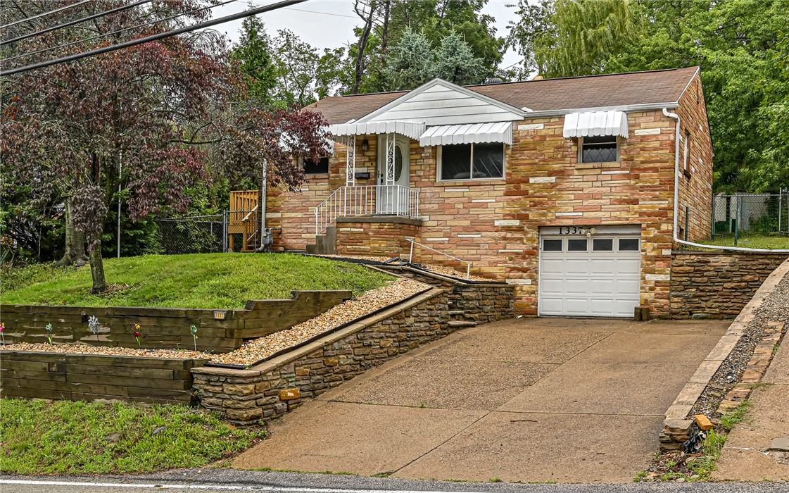 1337 Hamilton Rd — photo 1