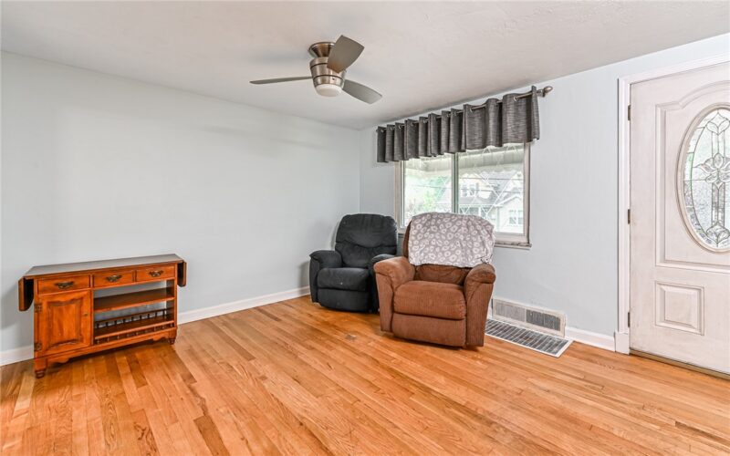 1337 Hamilton Rd — photo 5