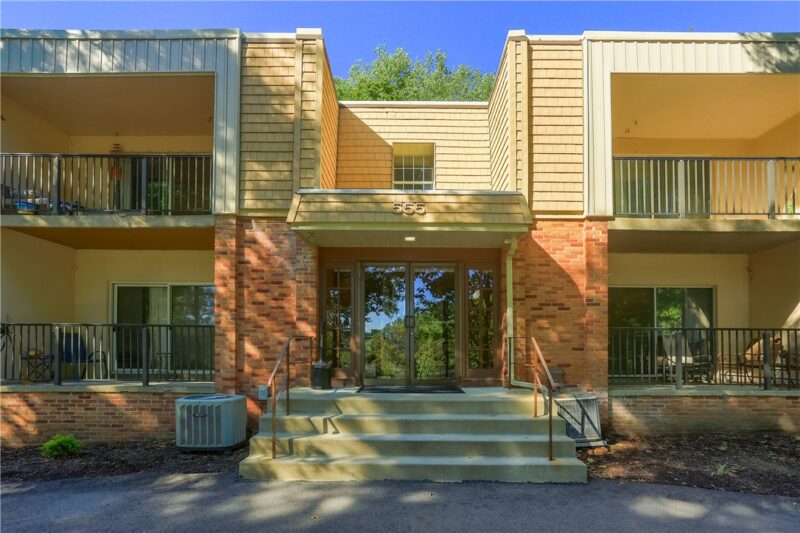 555 Sloop Rd 14