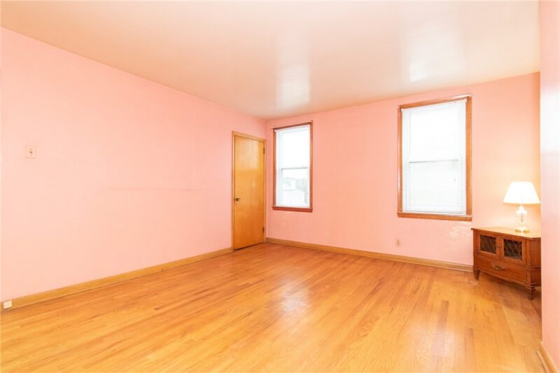 205 Rebecca St — photo 5