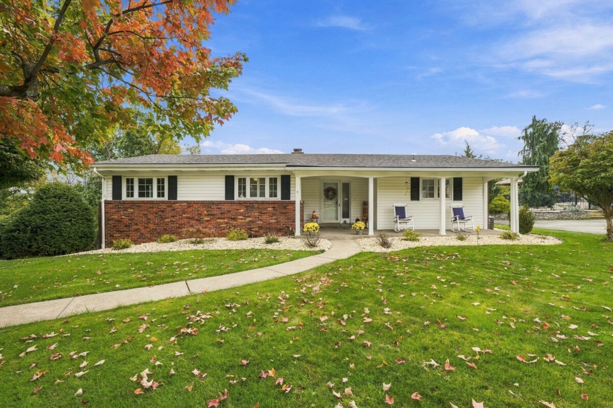 3479 MacArthur DRIVE — photo 1