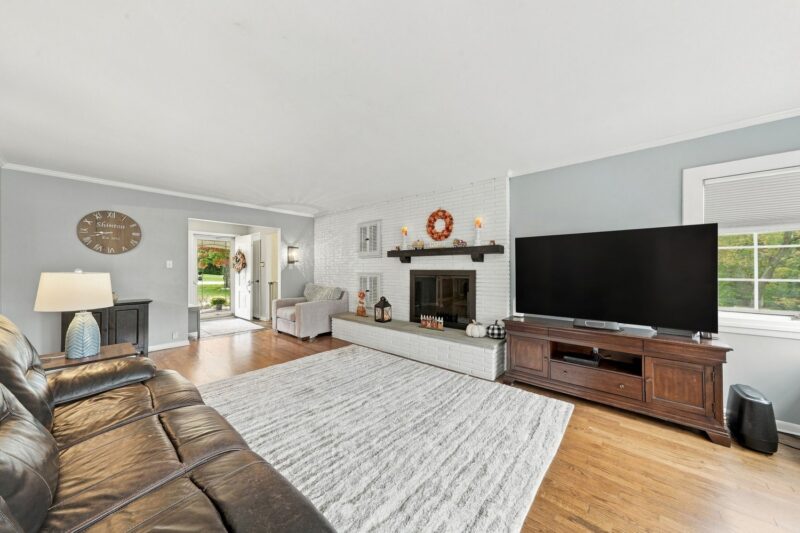 3479 MacArthur DRIVE — photo 8