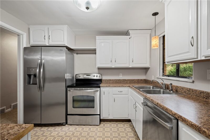 127 Sheldon Ave — photo 8
