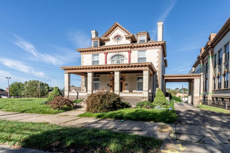 149 N Gallatin Avenue — photo 2