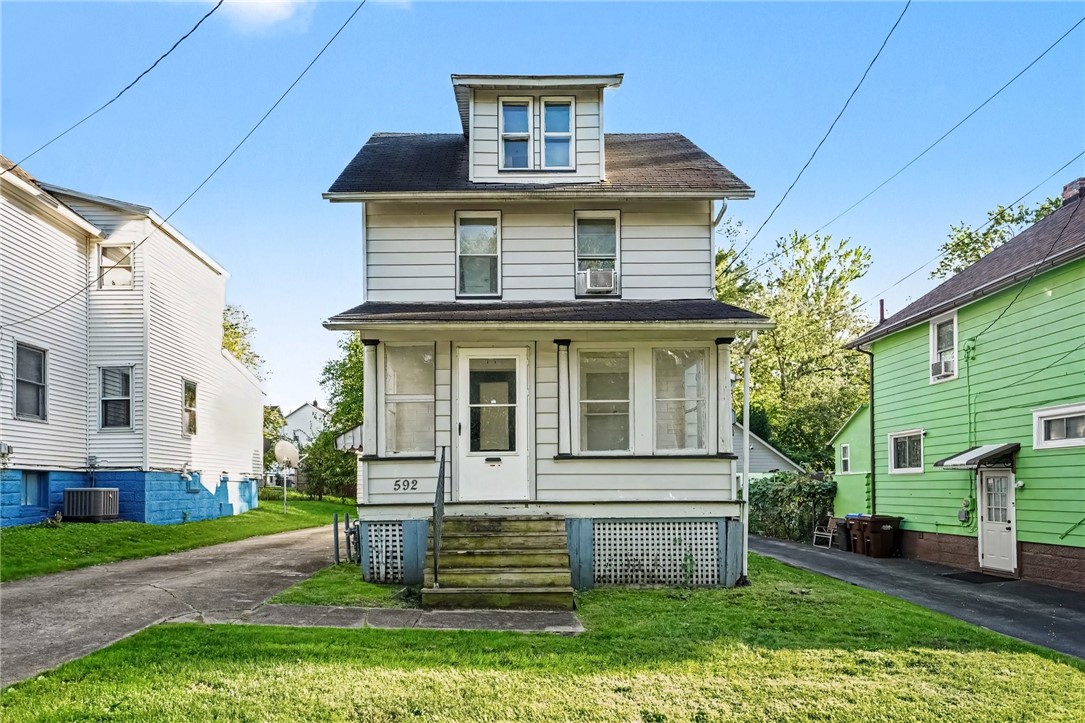592 Hull St — photo 1