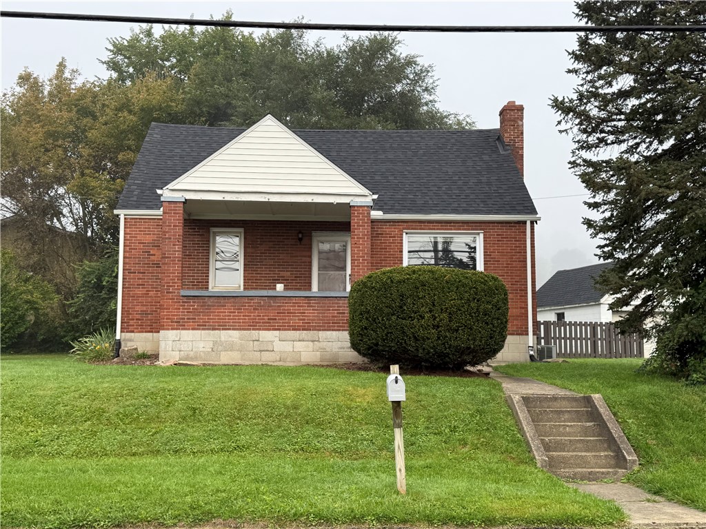 404 S 6th Ave — photo 1