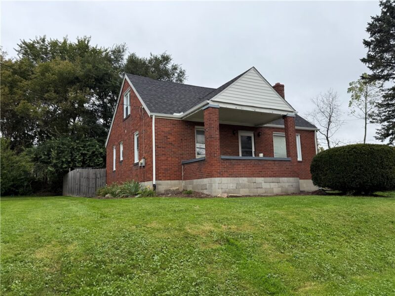 404 S 6th Ave — photo 2